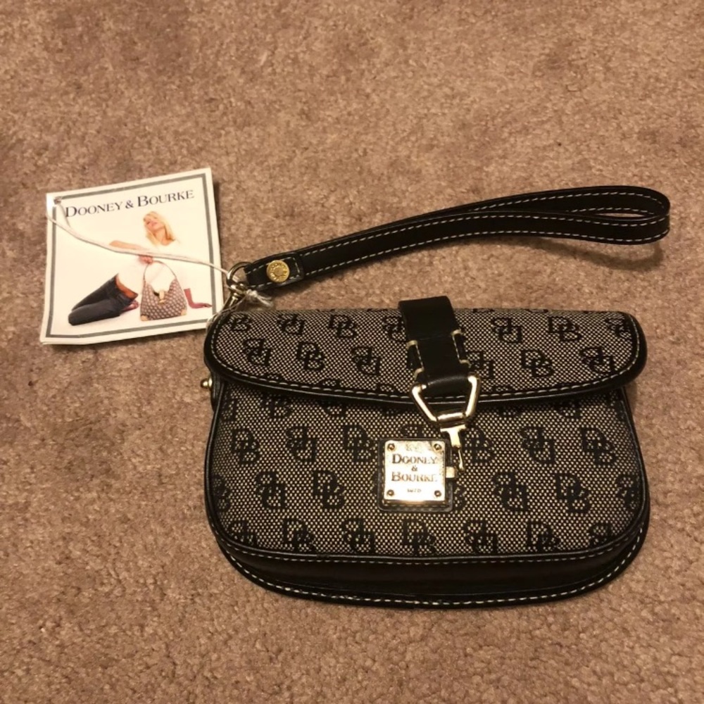COPY - Dooney and Bourke Wristlet